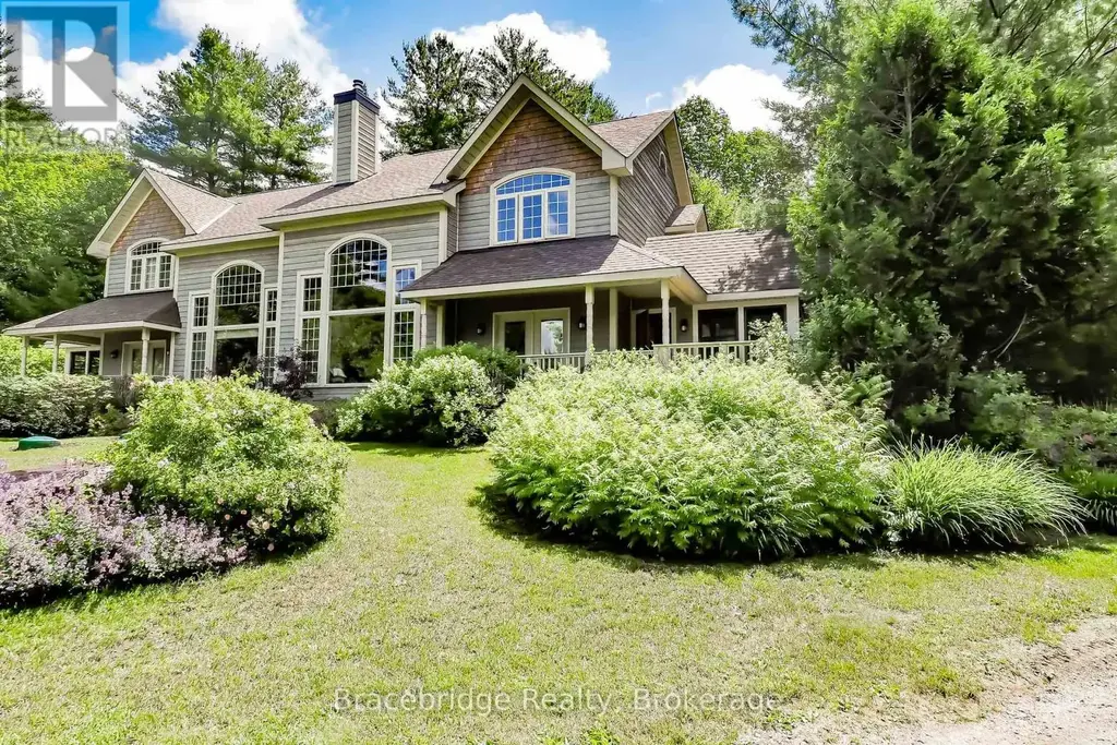 Carling 10 W3 - 3876 Muskoka Rd 118 Highway W, Muskoka Lakes (Medora)